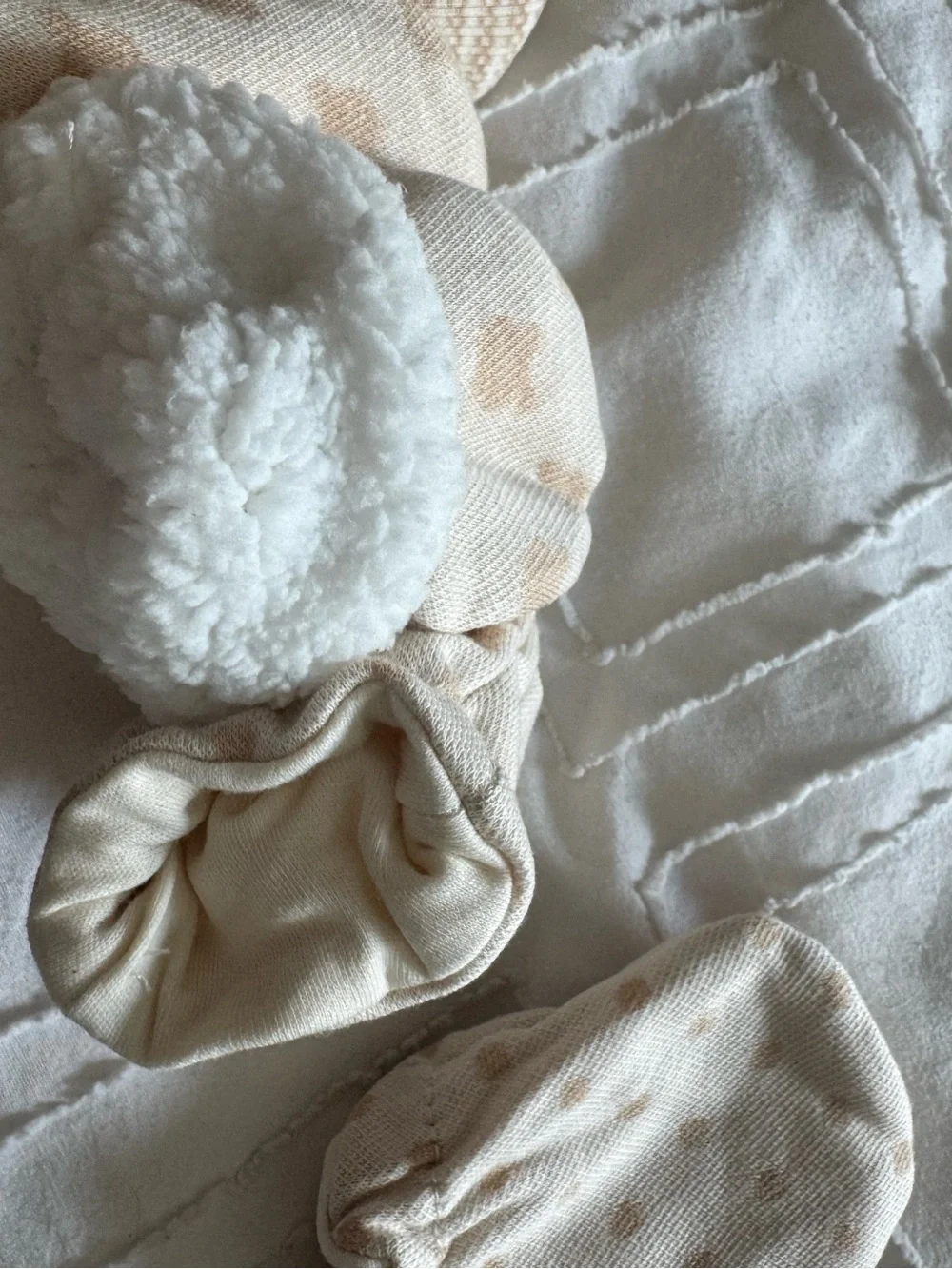 Neutral Beige Baby Mittens Set